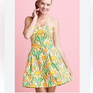 Lilly Pulitzer Wyatt Daffies “Daffodil Floral" Strapless dress pockets Size 12